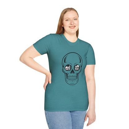 Eyes on your goal-Unisex Softstyle T-Shirt