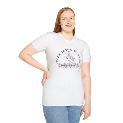 Sh*t show rodeo-Unisex Softstyle T-Shirt